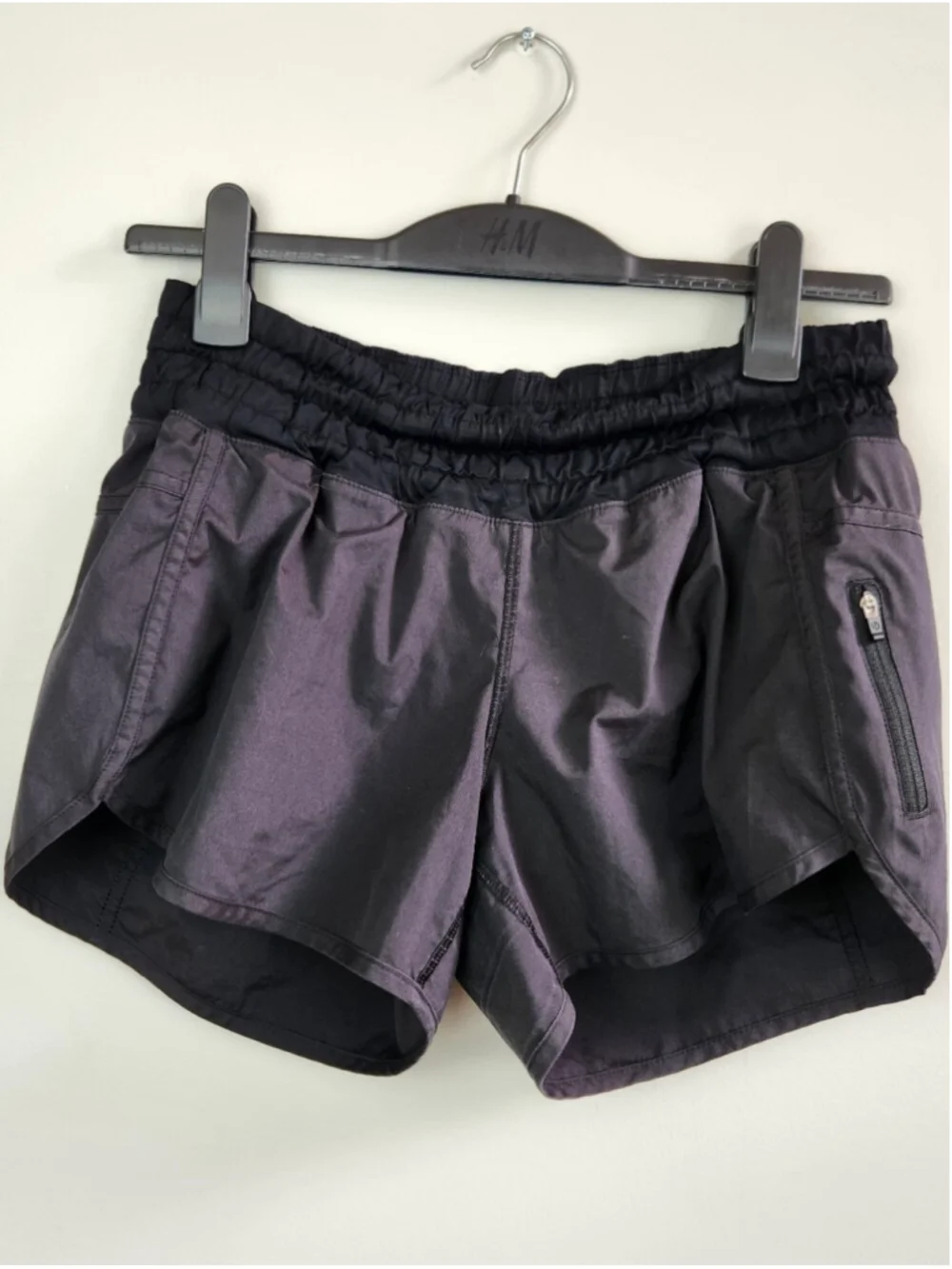 Lululemon Run Track Attack Black Low Rise Running Athletic Gym Shorts Size 10